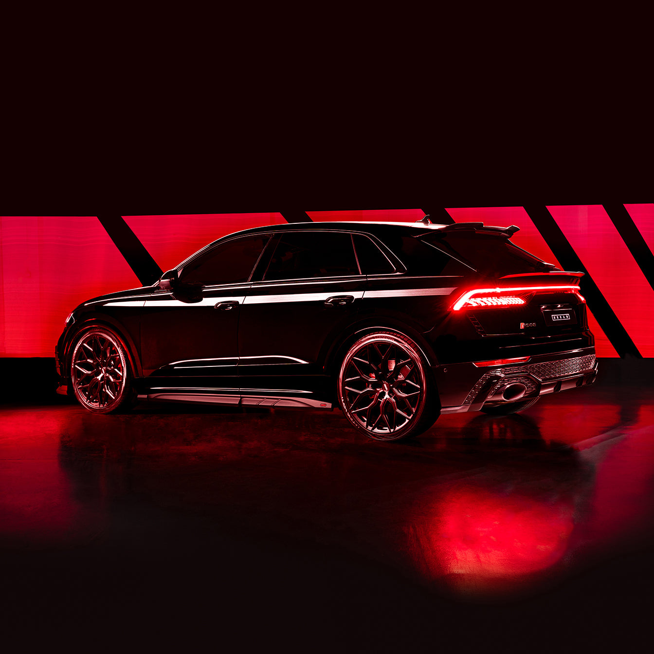 Audi RSQ8 – House of Urban