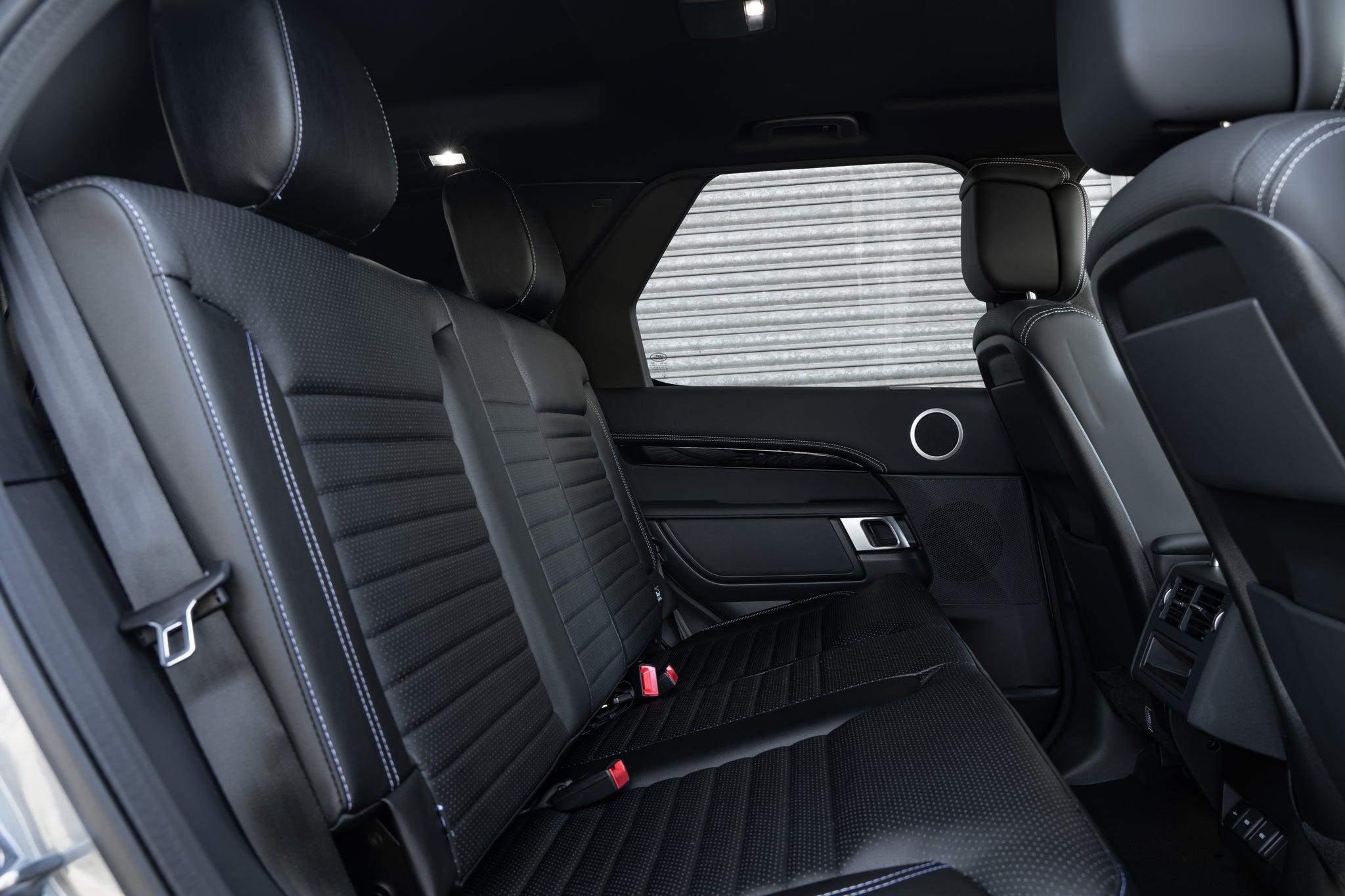 House Of Urban - Commercial Seat Conversion for Land Rover Discovery D5