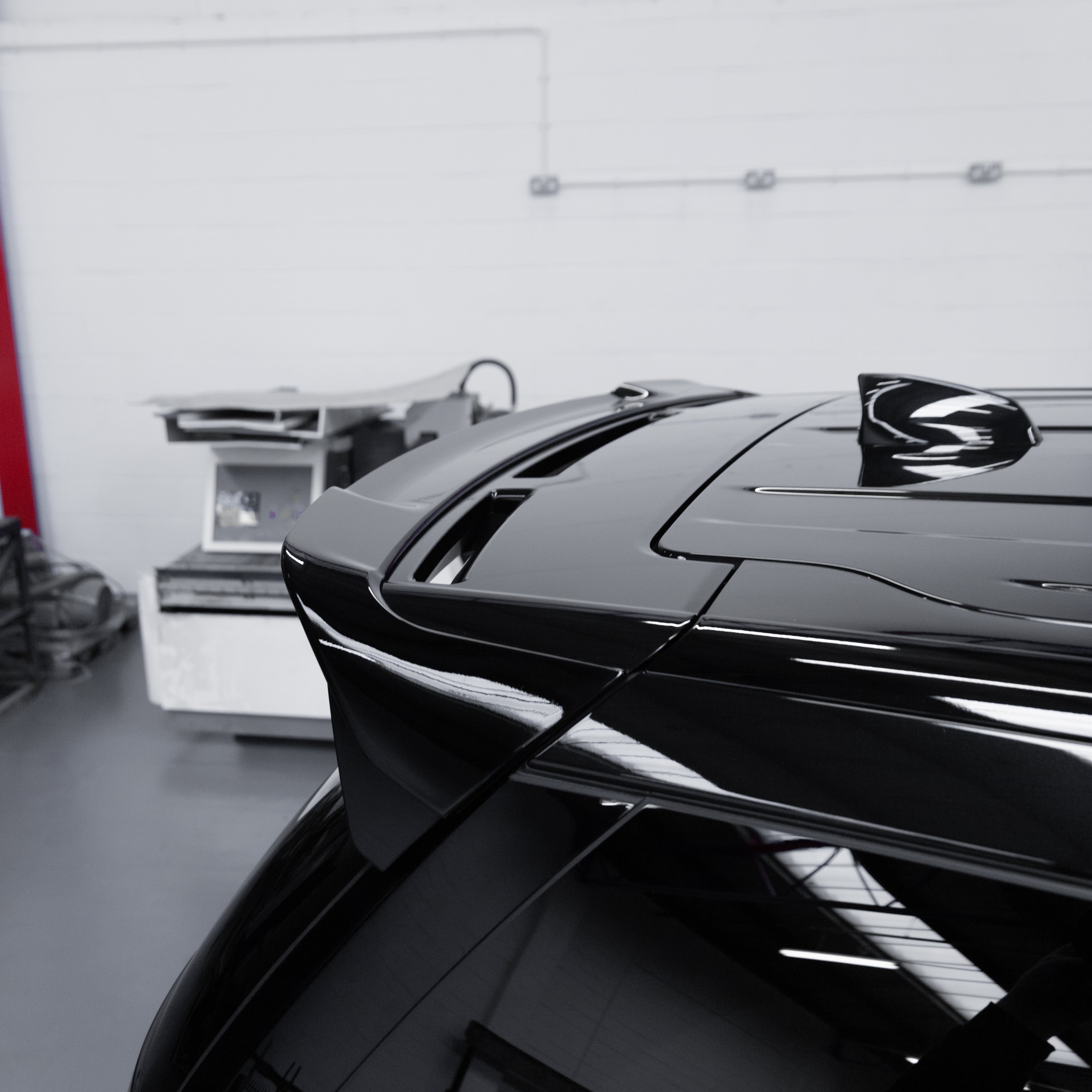 House Of Urban - Urban Rear Spoiler for Land Rover Discovery 5 & 5.5