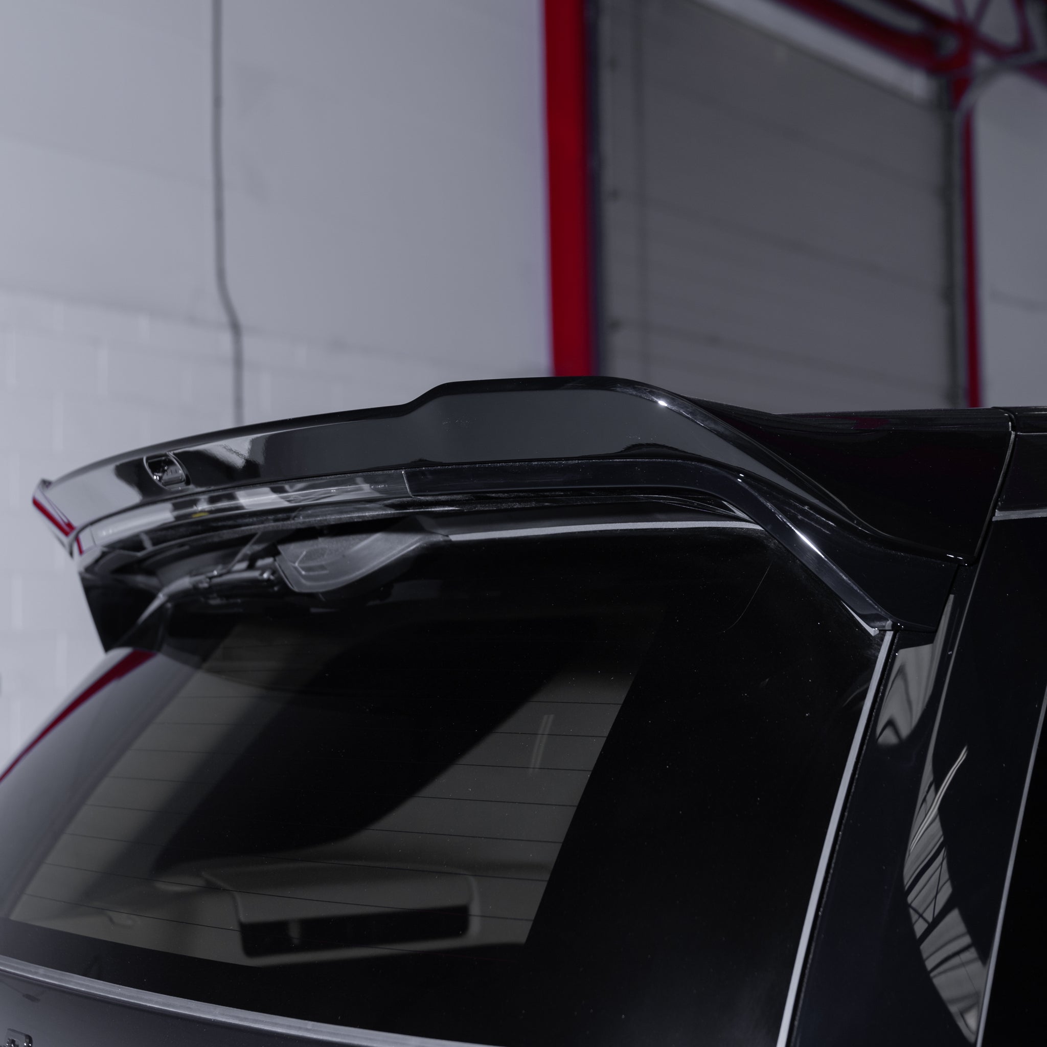 House Of Urban - Urban Rear Spoiler for Land Rover Discovery 5 & 5.5